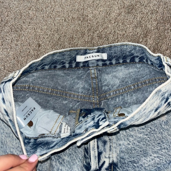 Pacsun high rise vintage short, size 24 - Picture 3 of 3